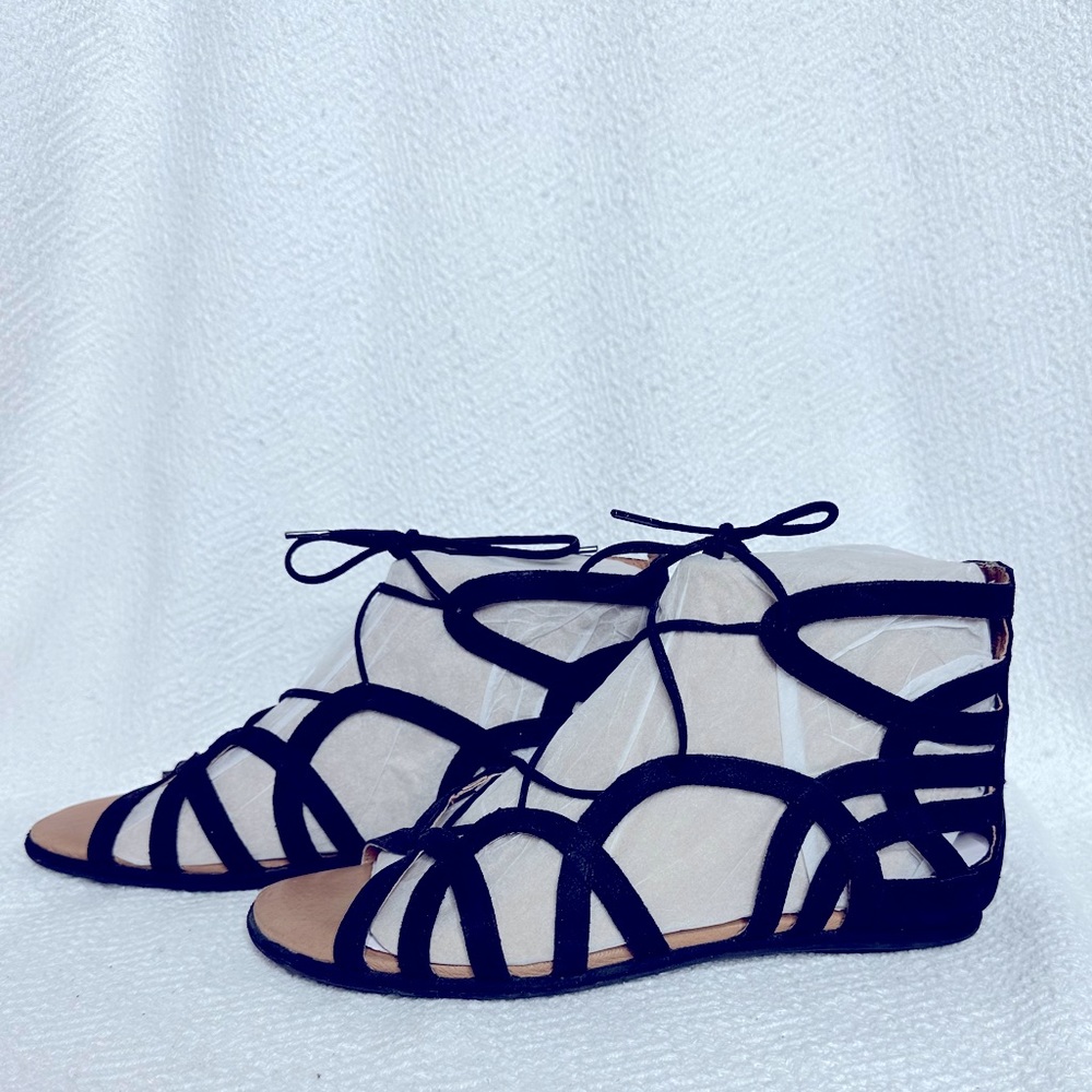 Gentle souls Kenneth Cole gladiator sandal